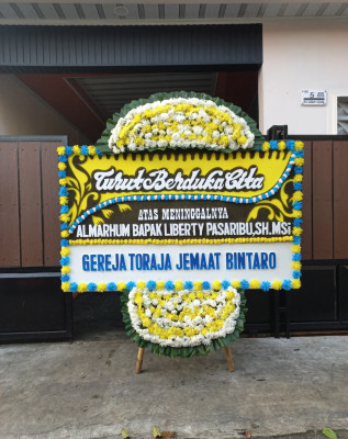Papan Bunga Duka di Nibung Hangus