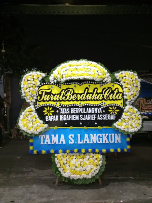 Papan Bunga Duka di Nibung Hangus